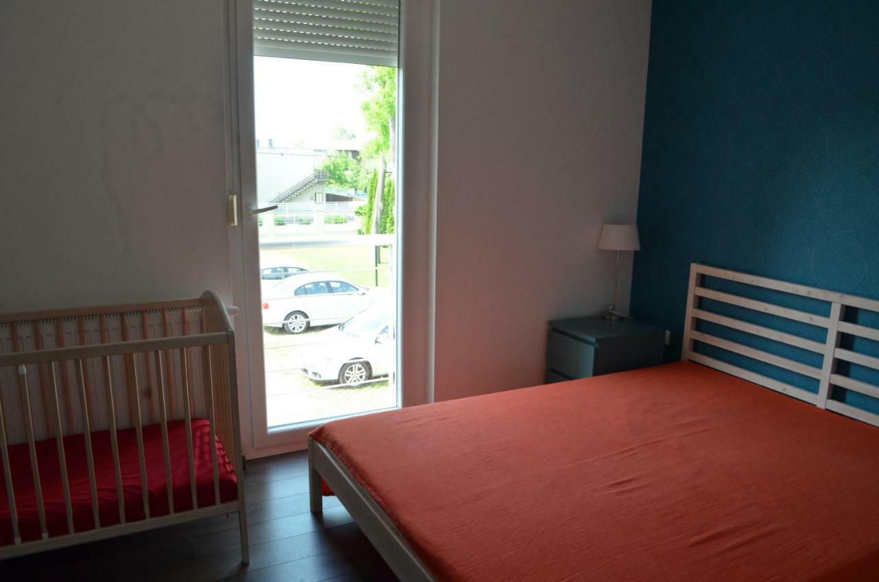 Hannajo Apartman Замарди Экстерьер фото